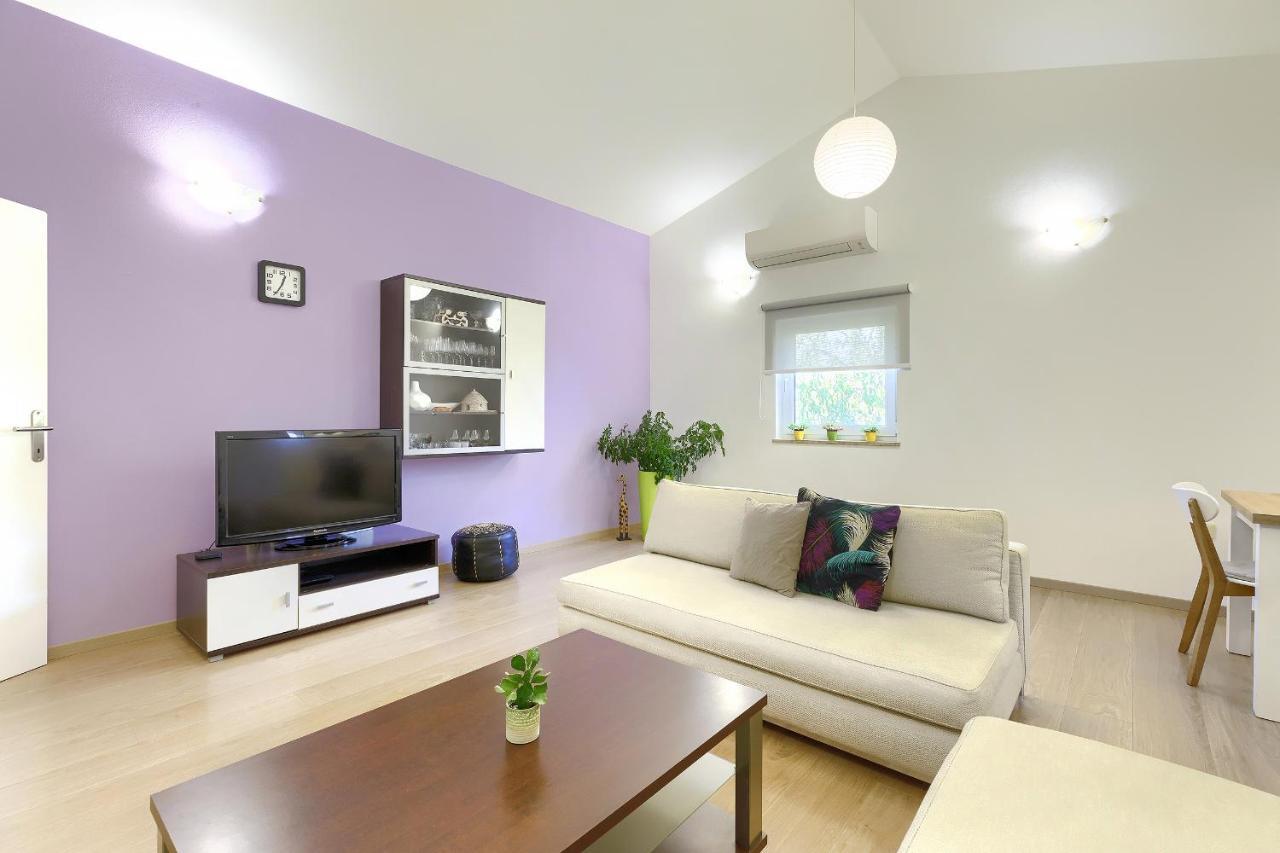 Homestay Pula Luaran gambar